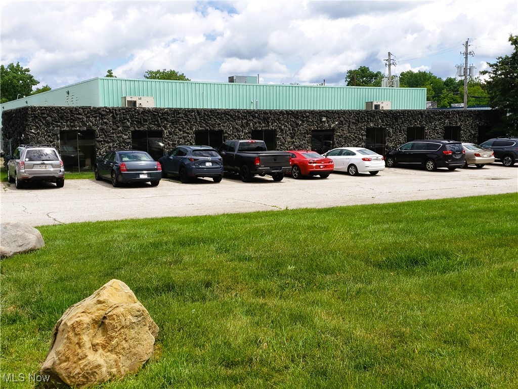 2021-2035 Midway Drive Twinsburg OH 44087