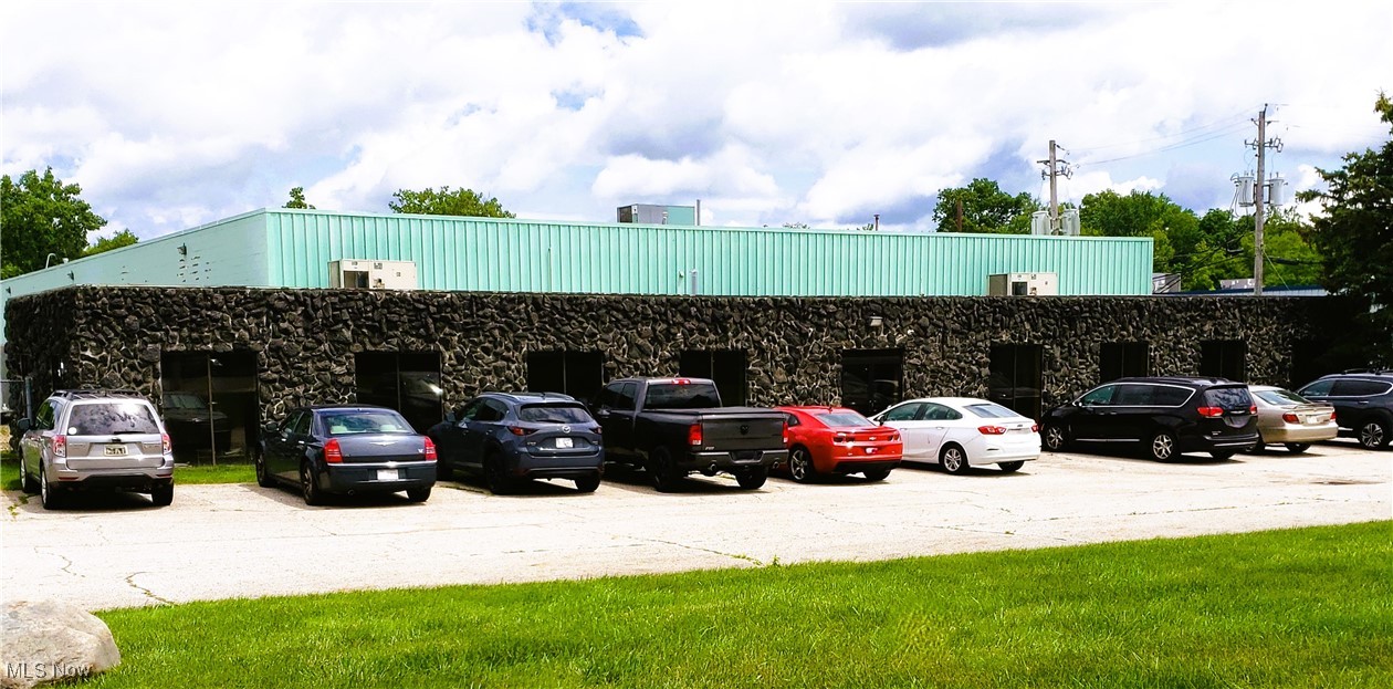 2021-2035 Midway Drive Twinsburg OH 44087