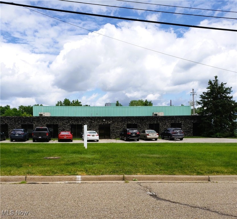 2021-2035 Midway Drive Twinsburg OH 44087