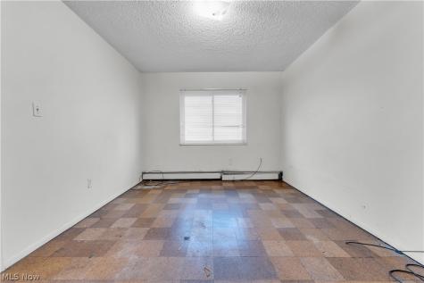 17740 Lake Shore Boulevard Cleveland OH 44119