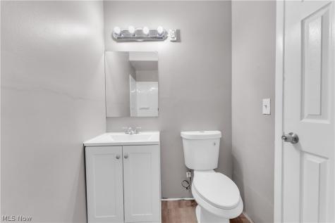 17740 Lake Shore Boulevard Cleveland OH 44119