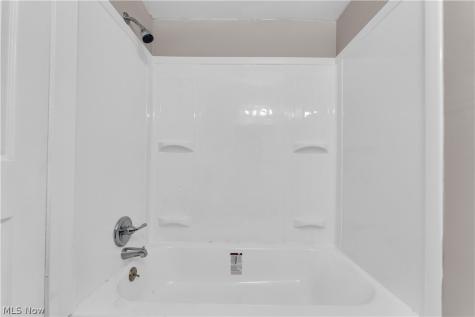 17740 Lake Shore Boulevard Cleveland OH 44119
