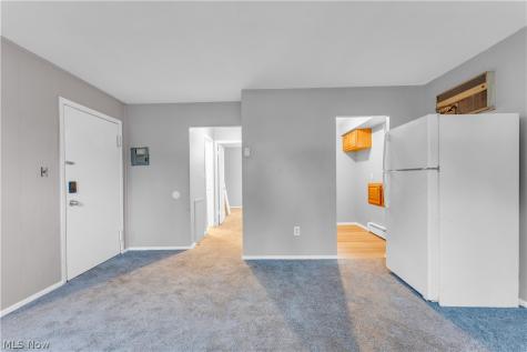 17740 Lake Shore Boulevard Cleveland OH 44119