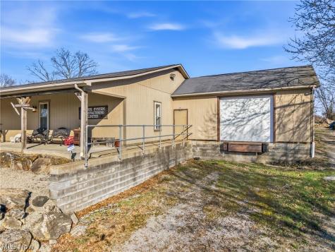 10725 Struthers Road New Middletown OH 44442