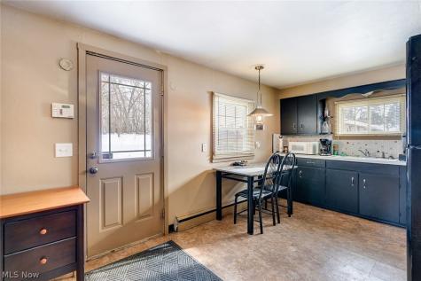 10725 Struthers Road New Middletown OH 44442