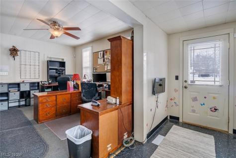 10725 Struthers Road New Middletown OH 44442