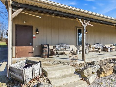 10725 Struthers Road New Middletown OH 44442