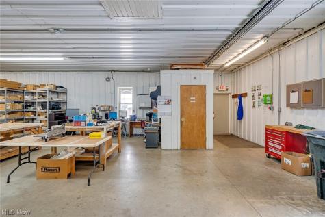 10725 Struthers Road New Middletown OH 44442