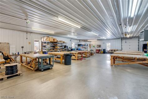 10725 Struthers Road New Middletown OH 44442