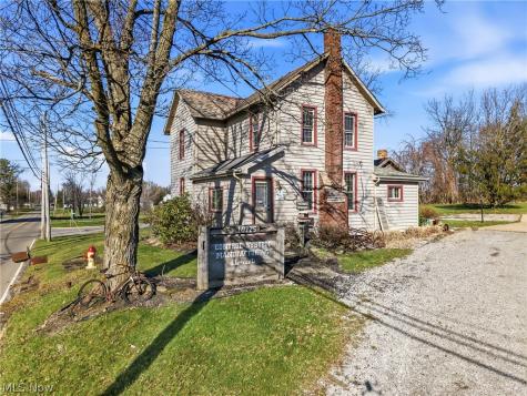 10725 Struthers Road New Middletown OH 44442