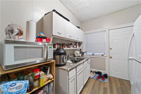 1368 West Boulevard Cleveland OH 44102