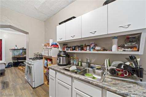 1368 West Boulevard Cleveland OH 44102