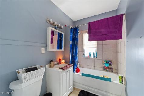 1368 West Boulevard Cleveland OH 44102