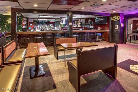 5253 Dolloff Road Cleveland OH 44127