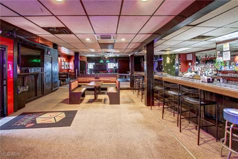 5253 Dolloff Road Cleveland OH 44127