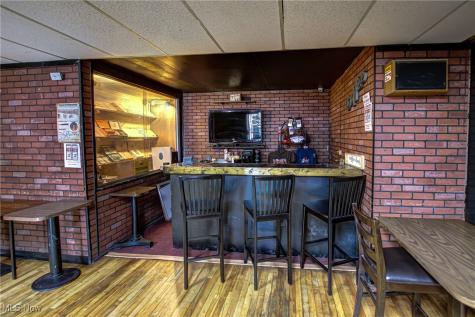 5253 Dolloff Road Cleveland OH 44127