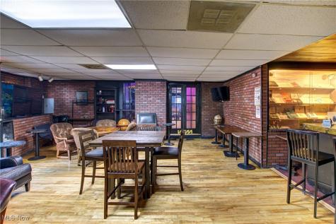 5253 Dolloff Road Cleveland OH 44127