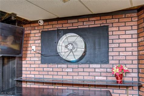 5253 Dolloff Road Cleveland OH 44127