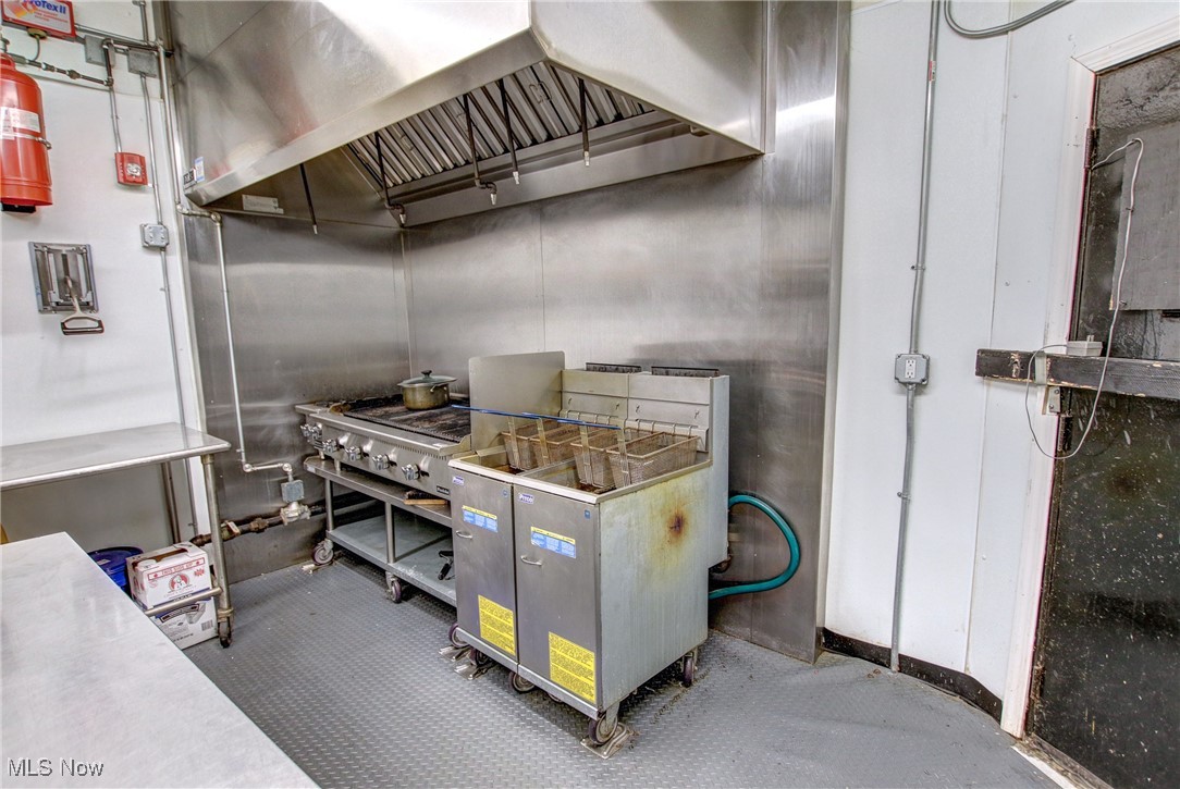 5253 Dolloff Road Cleveland OH 44127