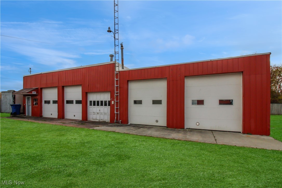 1344 W Lakeshore Drive Port Clinton OH 43452