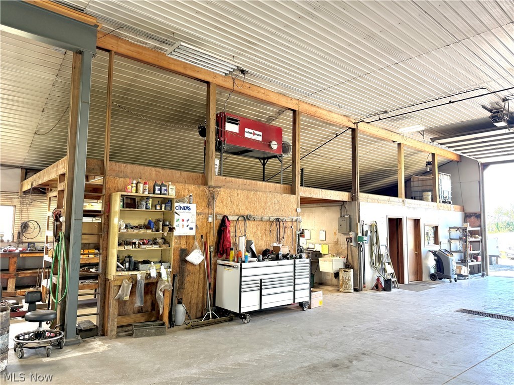 622 Pleasant Valley Road NW Sugarcreek OH 44681
