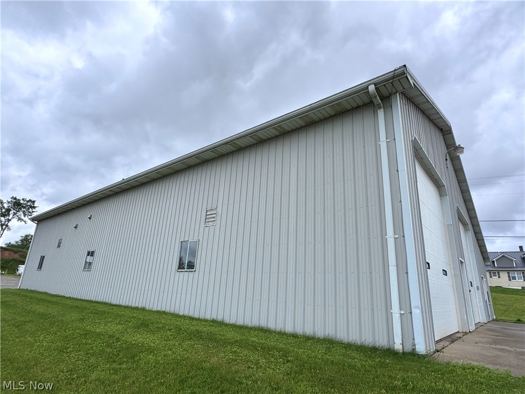 622 Pleasant Valley Road NW Sugarcreek OH 44681