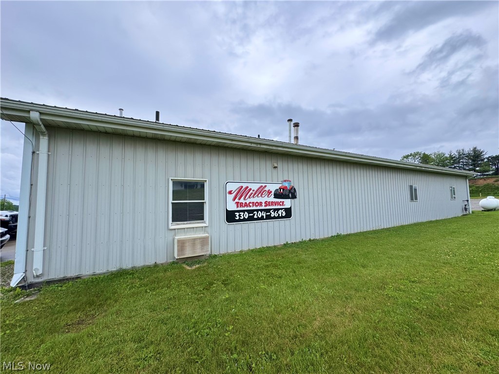 622 Pleasant Valley Road NW Sugarcreek OH 44681