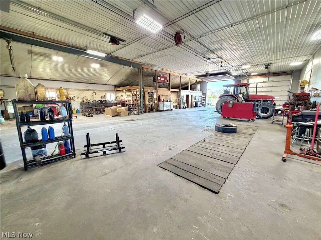 622 Pleasant Valley Road NW Sugarcreek OH 44681