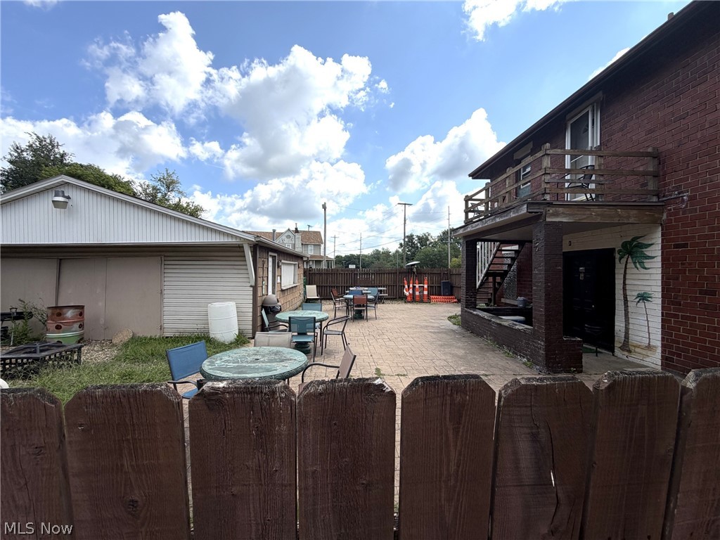 3357 Mahoning Road NE Canton OH 44705