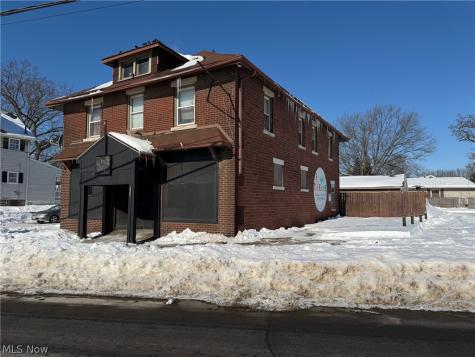 3357 Mahoning Road NE Canton OH 44705