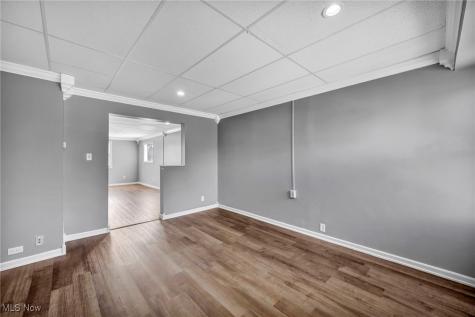 524 Cleveland Street Elyria OH 44035