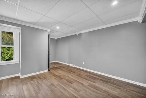 524 Cleveland Street Elyria OH 44035