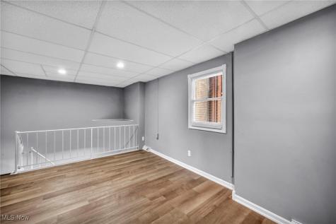 524 Cleveland Street Elyria OH 44035