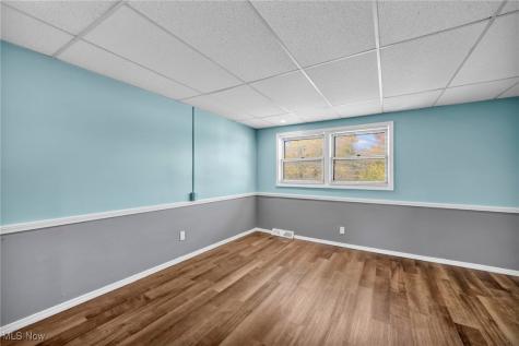 524 Cleveland Street Elyria OH 44035