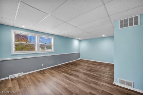 524 Cleveland Street Elyria OH 44035