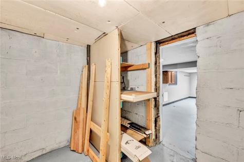 524 Cleveland Street Elyria OH 44035