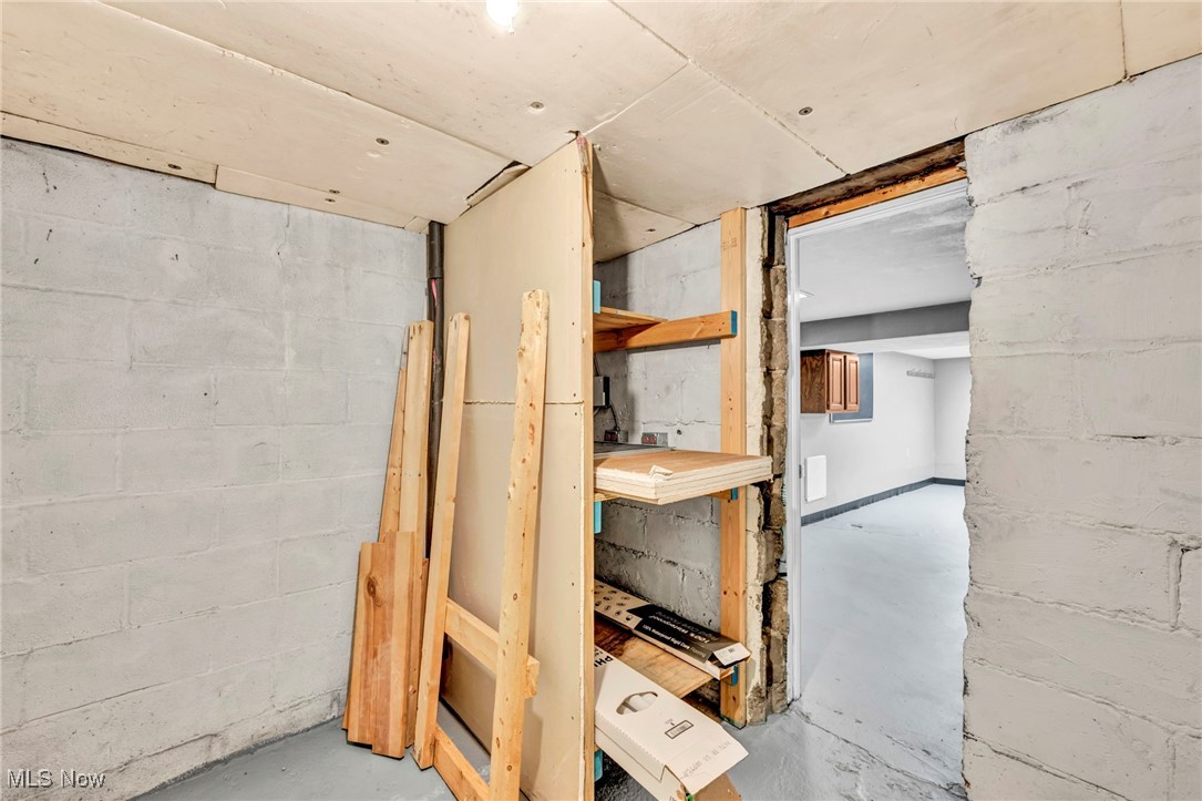 524 Cleveland Street Elyria OH 44035