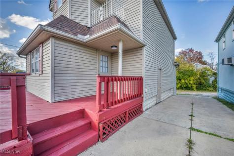 524 Cleveland Street Elyria OH 44035