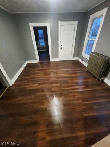 122 Elbe Street Elyria OH 44035
