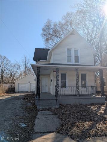 122 Elbe Street Elyria OH 44035