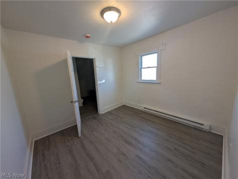 122 Elbe Street Elyria OH 44035