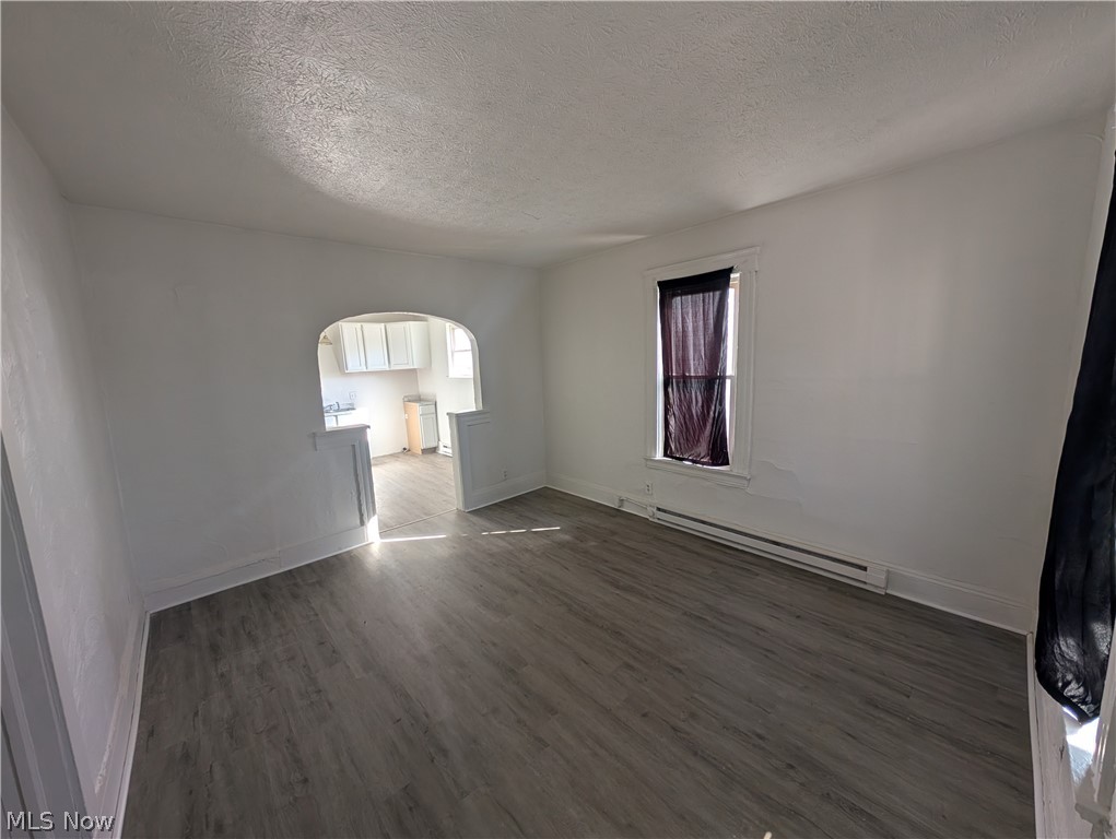 122 Elbe Street Elyria OH 44035