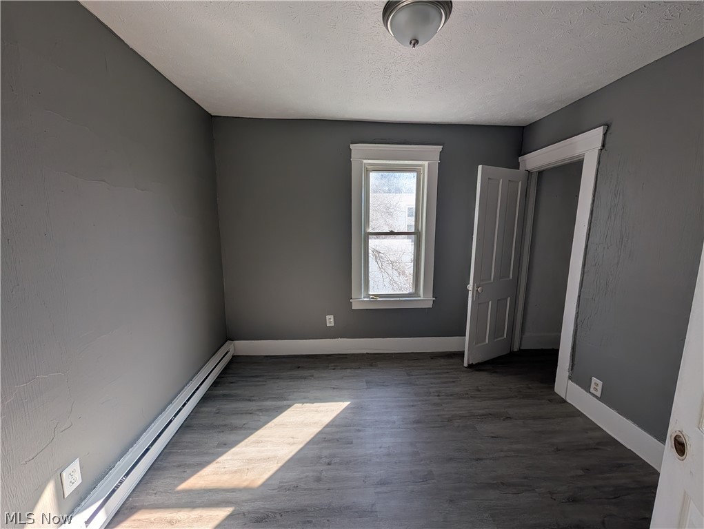 122 Elbe Street Elyria OH 44035