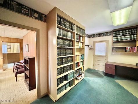 171 Broad Street Conneaut OH 44030