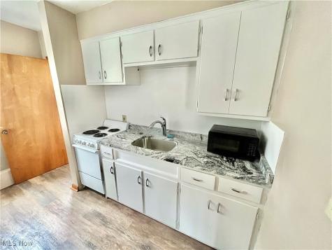 171 Broad Street Conneaut OH 44030