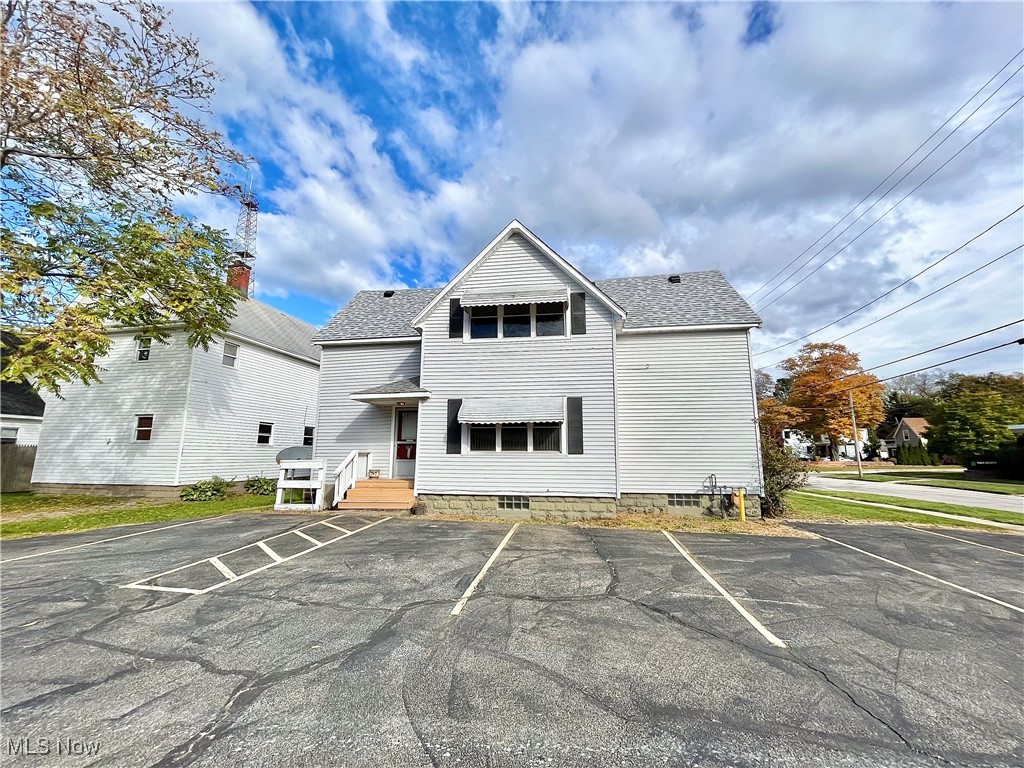 171 Broad Street Conneaut OH 44030