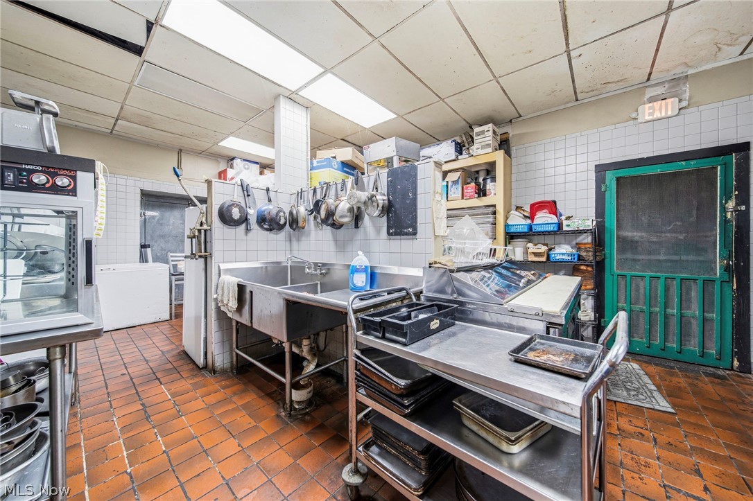 30829 Euclid Avenue Willowick OH 44095