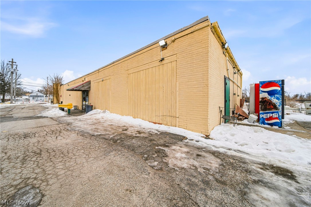 30829 Euclid Avenue Willowick OH 44095