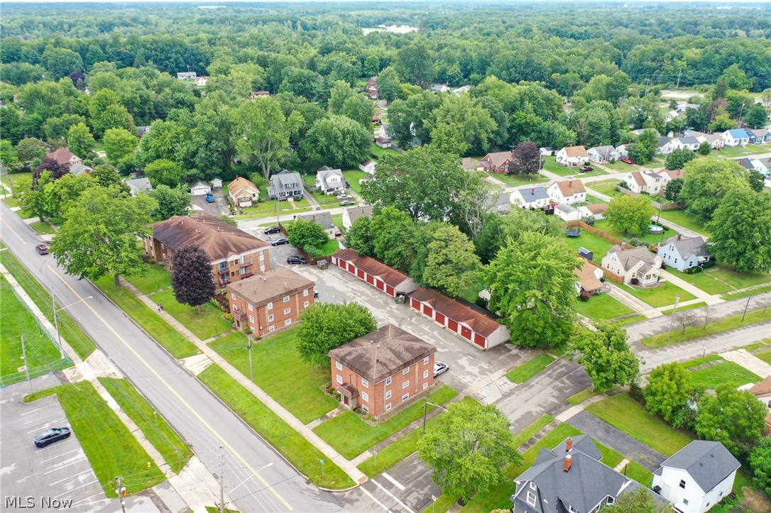 1810 Mahoning Avenue NW Warren OH 44483