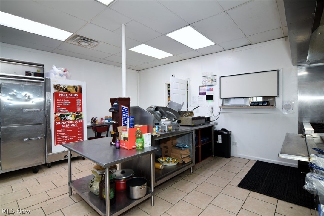 27075 Chardon Richmond Heights OH 44143